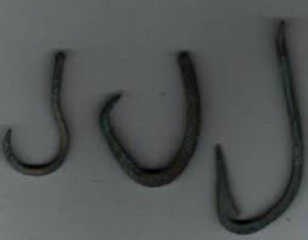 B.C.E Phoenicians utilize the ocean.