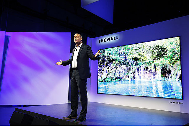 Samsung presenta televisor The Wall