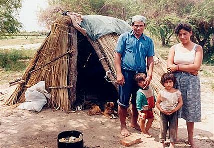 Pobreza y exclusión en las sociedades del cnonocimiento