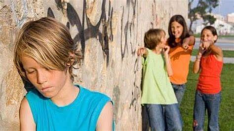 En América Latina y el Caribe ser indígena, negro, mujer o discapacitado aumenta las posibilidades de pertenecer al grupo de los excluidos socialmente.