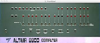 el procesador 8080 fue el cerebro del ordenador llamado Altair, en ese momento vendió alrededor de diez mil unidades en un mes.