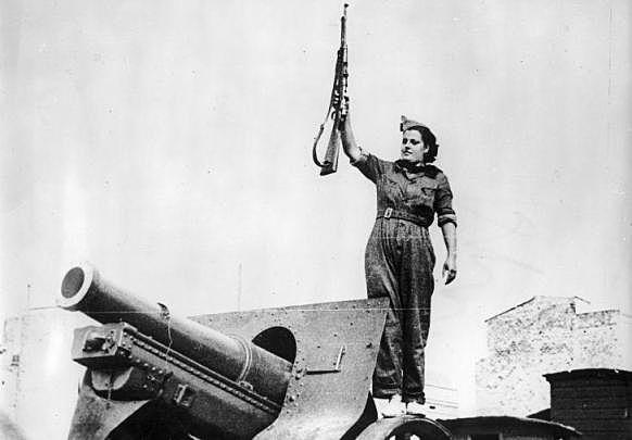 OBLIGACIÓ A LES DONES