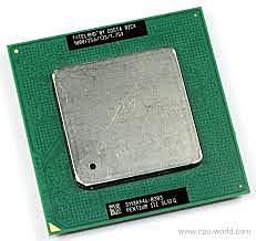 Intel lanzó su Pentium III Coppermine. Mientras que Katmai tenía 512 KB de caché L2, Coppermine tenía la mitad de eso a solo 256 KB