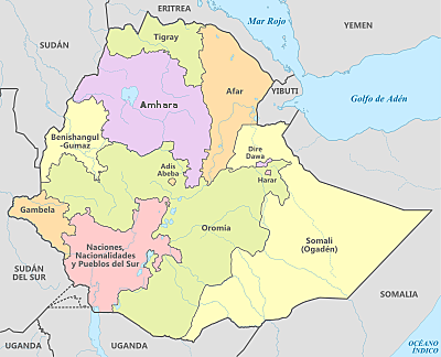 Italia invade Etiopía