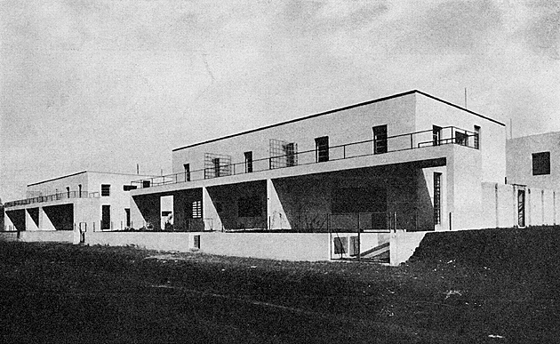 Blocos de casas econômicas para a classe média