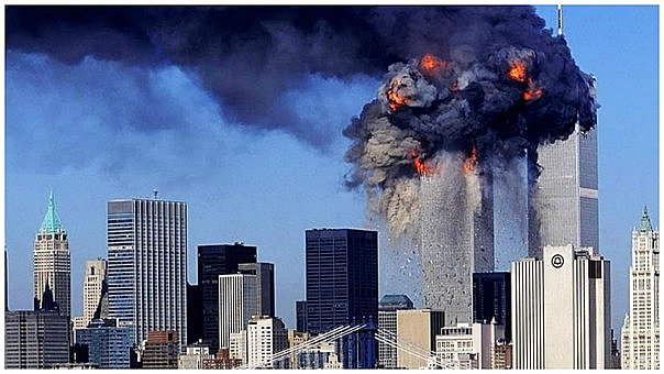 EL ATENTADO DE LAS TORRES GEMELAS