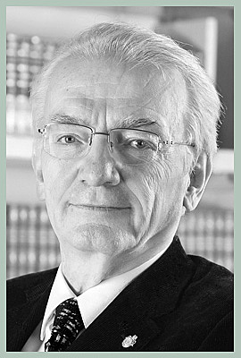 MANUEL PEIMBERT SIERRA