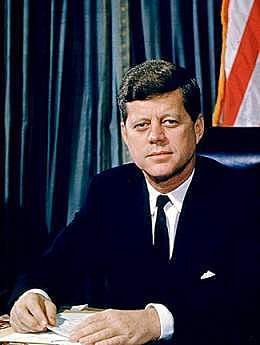 John F. Kennedy es elegido presidente de Estados Unidos.