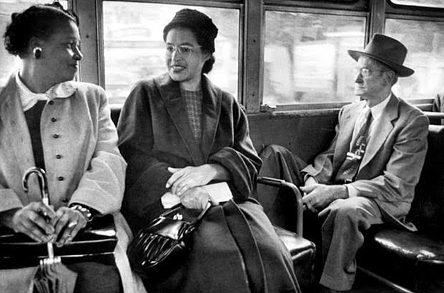 Rosa Parks refuse to give seat
