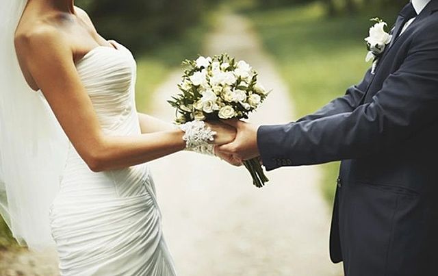 Eva y Kolvenik se casan