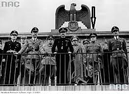 TROPES NACIONALS A LA CAPITAL