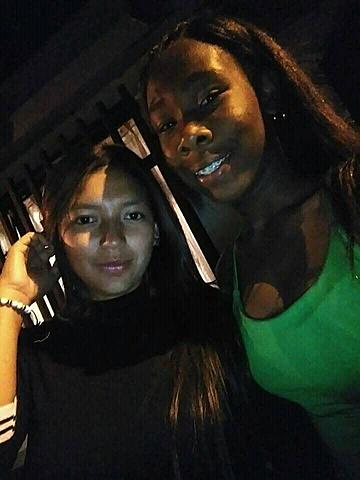 con mi mejor amiga en una salida