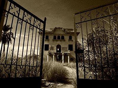 Óscar entra a casa de Marina