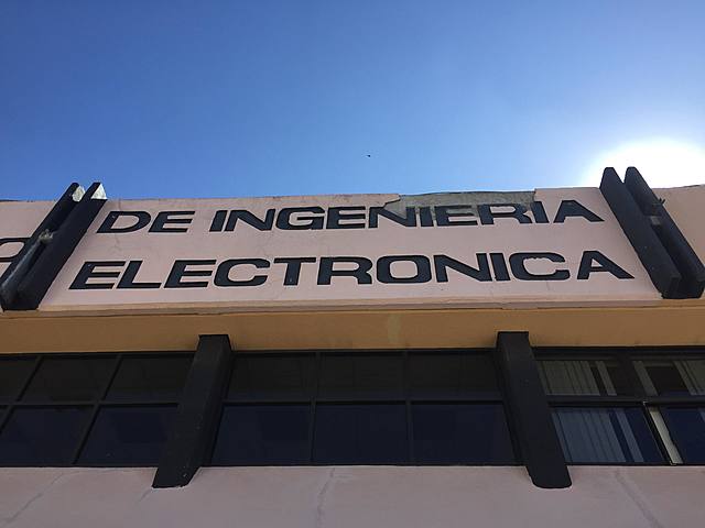 Empecé a Estudiar Ingeniería  Electrónica