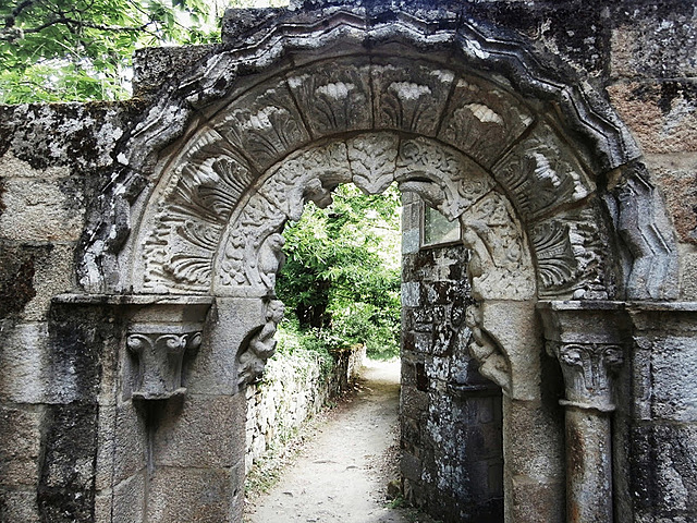 Santa Cristina de Ribas de SIl (f. XII- com XIII)