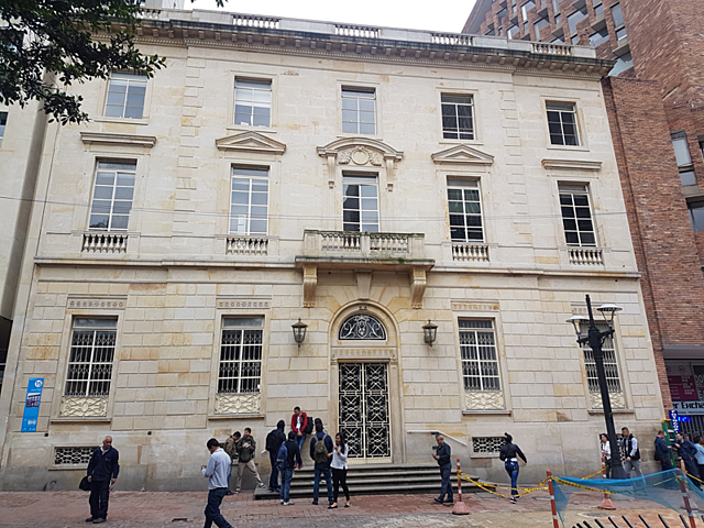 Restauración de la facultad de jurisprudencia