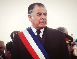 Patricio Aylwin Azócar.