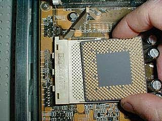 chips de silicio y circuitos integrados miles de transistores en un cm2