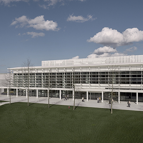 Venta en 202 mercados y ampliación sede central