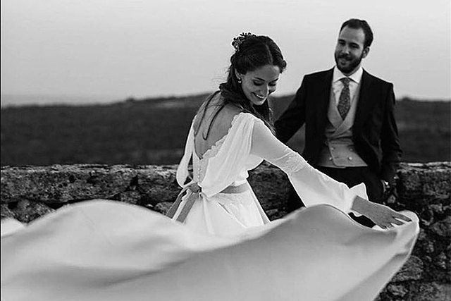 1º Aniversario de casados de Alexandra y Lazarus, en Cravenmoore.