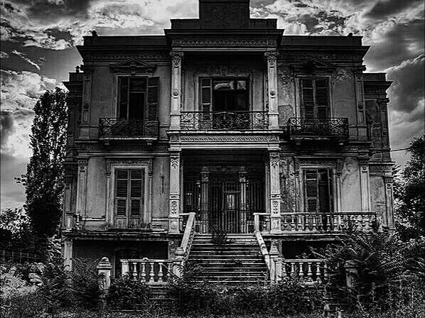 Cravenmoore: Ismael e Irene buscan pistas sobre la muerte de hannah.