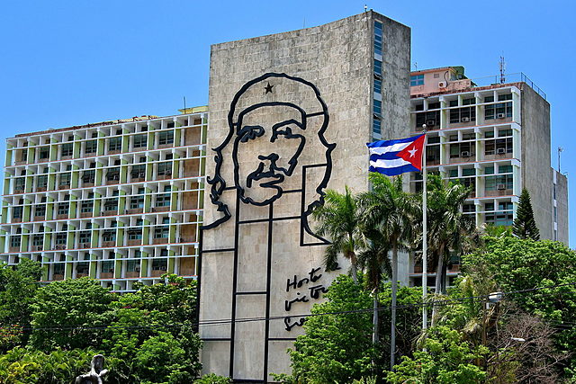 Che Guevara's Forces Take Havana