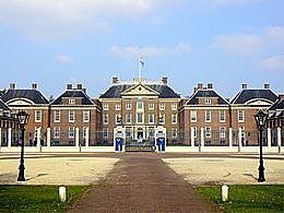 Paleis het Loo, ontworpen door Jacobus Roman