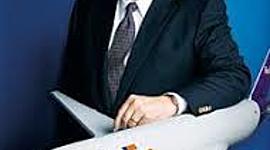 Timeline: LA HISTORIA DE FRED SMITH Y FEDEX