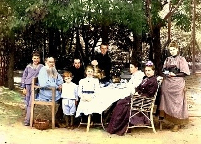 Las Primeras “Escuelas Nuevas”