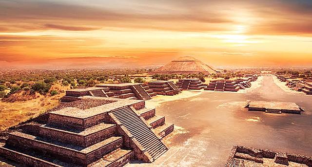 Apogeo de la cultura teotihuacana.