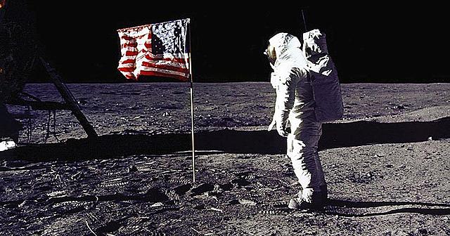 American astronauts land on the moon