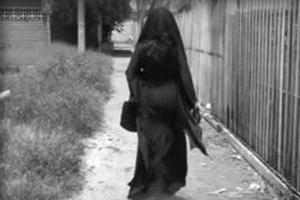 Ven a la dama de negro por primera vez