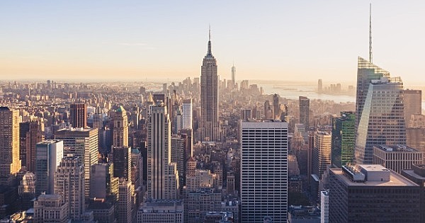 La Etapa Actual con la dicotomía: Países desarrollados y subdesarrolados.