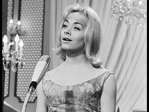 France- Isabelle Aubret