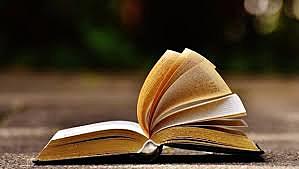 Publicación de los primeros libros de texto de Psicología Social