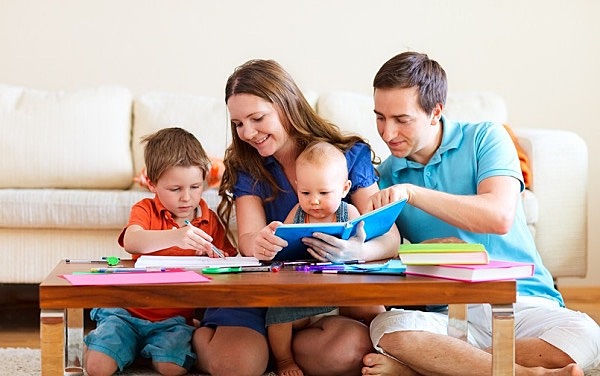 LA EDUCACIÓN EN LA FAMILIA