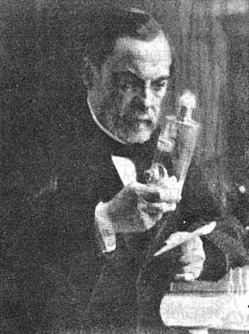 Louis Pasteur (1822- 1895)