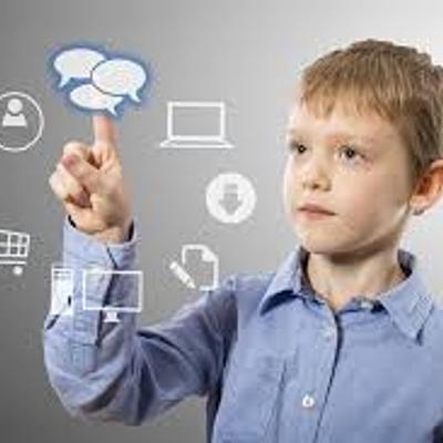 Timeline: Los eventos de la historia de la pedagogía y la historia de la tecnologia