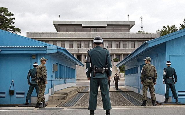 North and South Korea Front Line