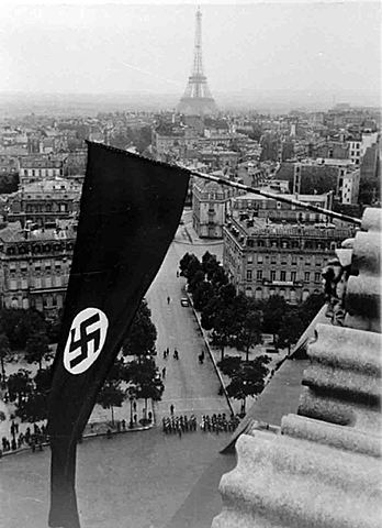 France falls powerless to Germany