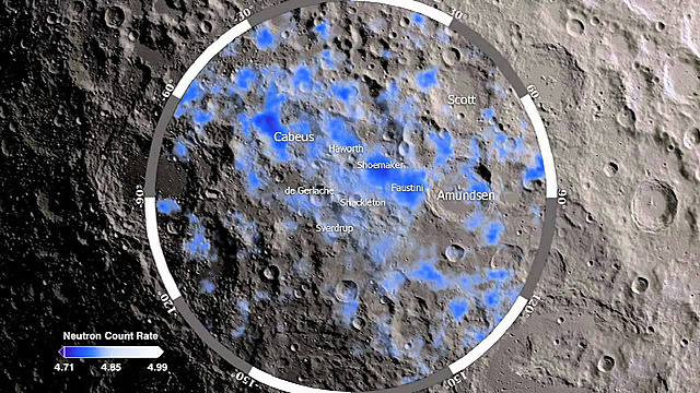 Cientifico. Agua en la luna.