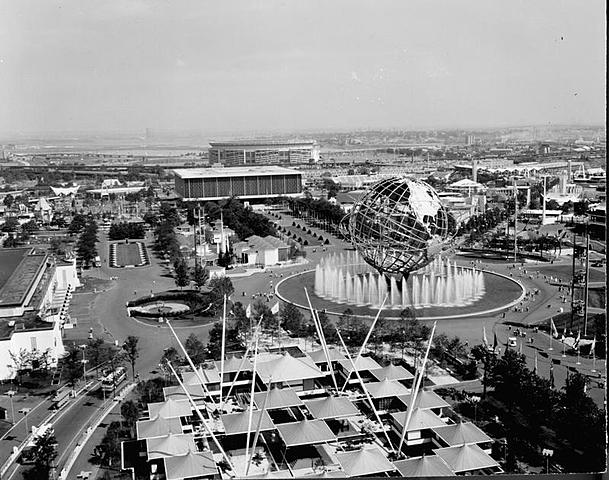 New York World's Fair Begins