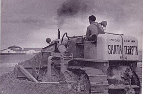 Camino de acceso y calles