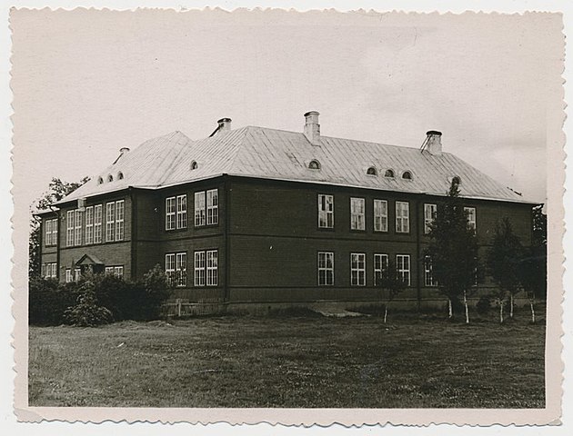 Kärdlasse ehitati  uus koolimaja