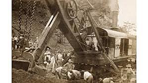 What tool they used to built the panama canal