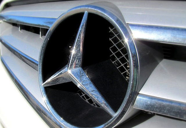 Logo changes to original idea