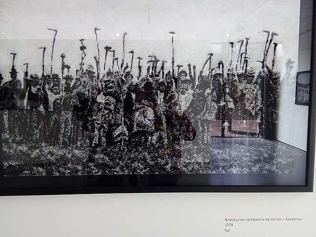 Restitución Campesina de tierras -Azadones.