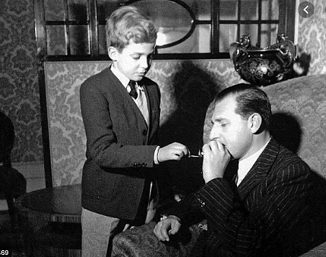 Entrevista Franco-Don Juan. Don Juan Carlos viene a España