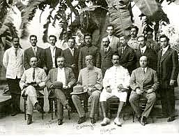 Instalación del XXVII Congreso Constituyente, Venustiano Carranza informa sobre sus acciones durante la Revolución como Primer Jefe encargado del poder ejecutivo y como presidente provisional