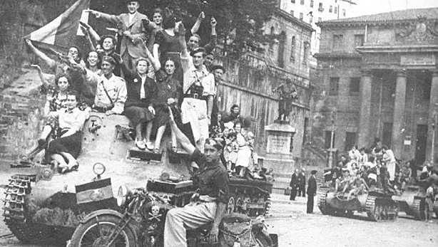 Los franquistas conquistan Bilbao y el resto de los territorios vascos que no se hallaban bajo su control.